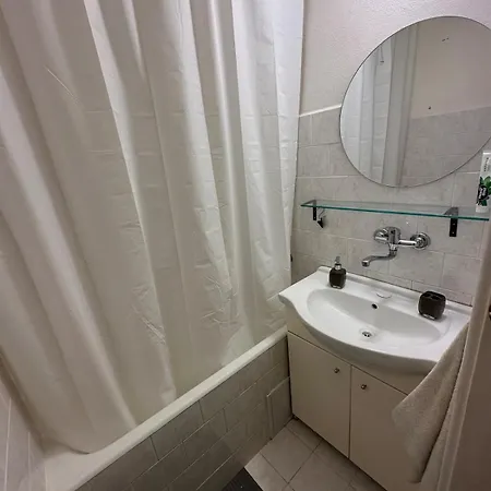 Downtown Double In With Little Balcony منزل للإقامة براغ